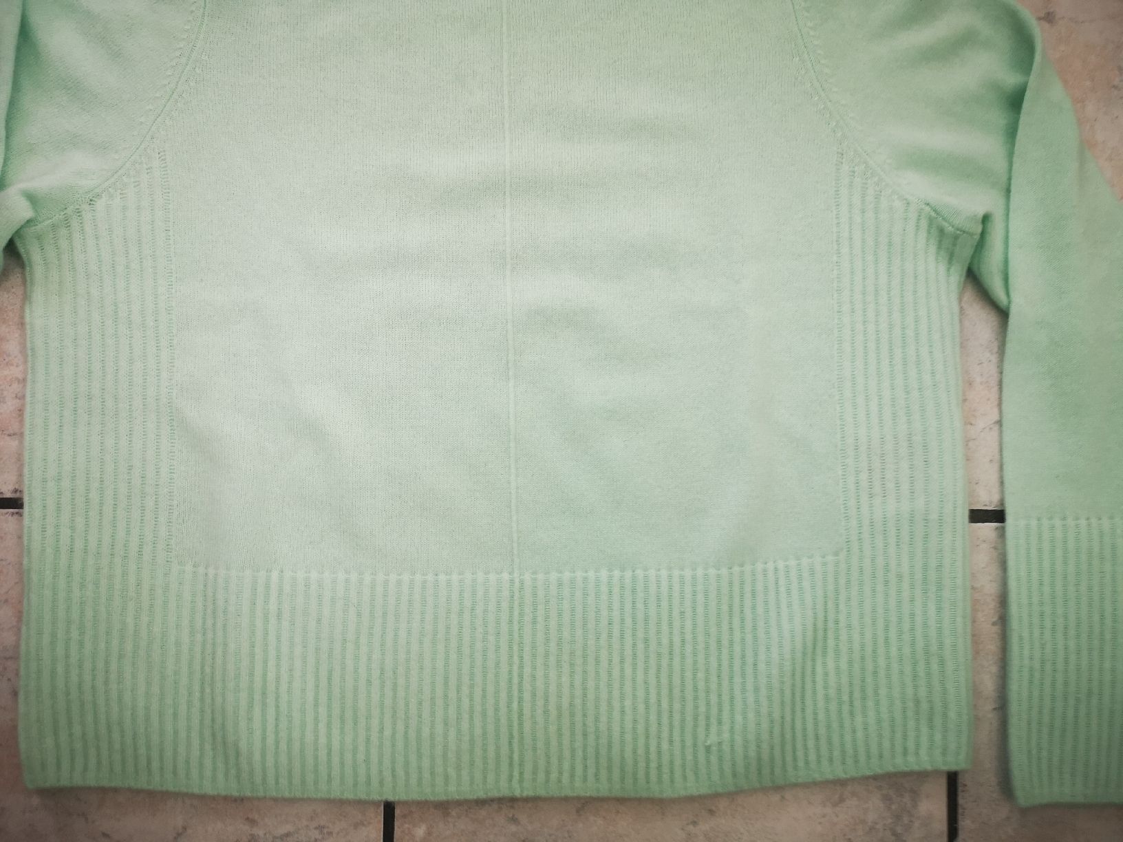 Maglioni & Felpe: Neu: Mintgrüner Kaschmir pullover Gr. S – Nuovo e nell'imballaggio originale da Sevelen venduto da gsandax 2