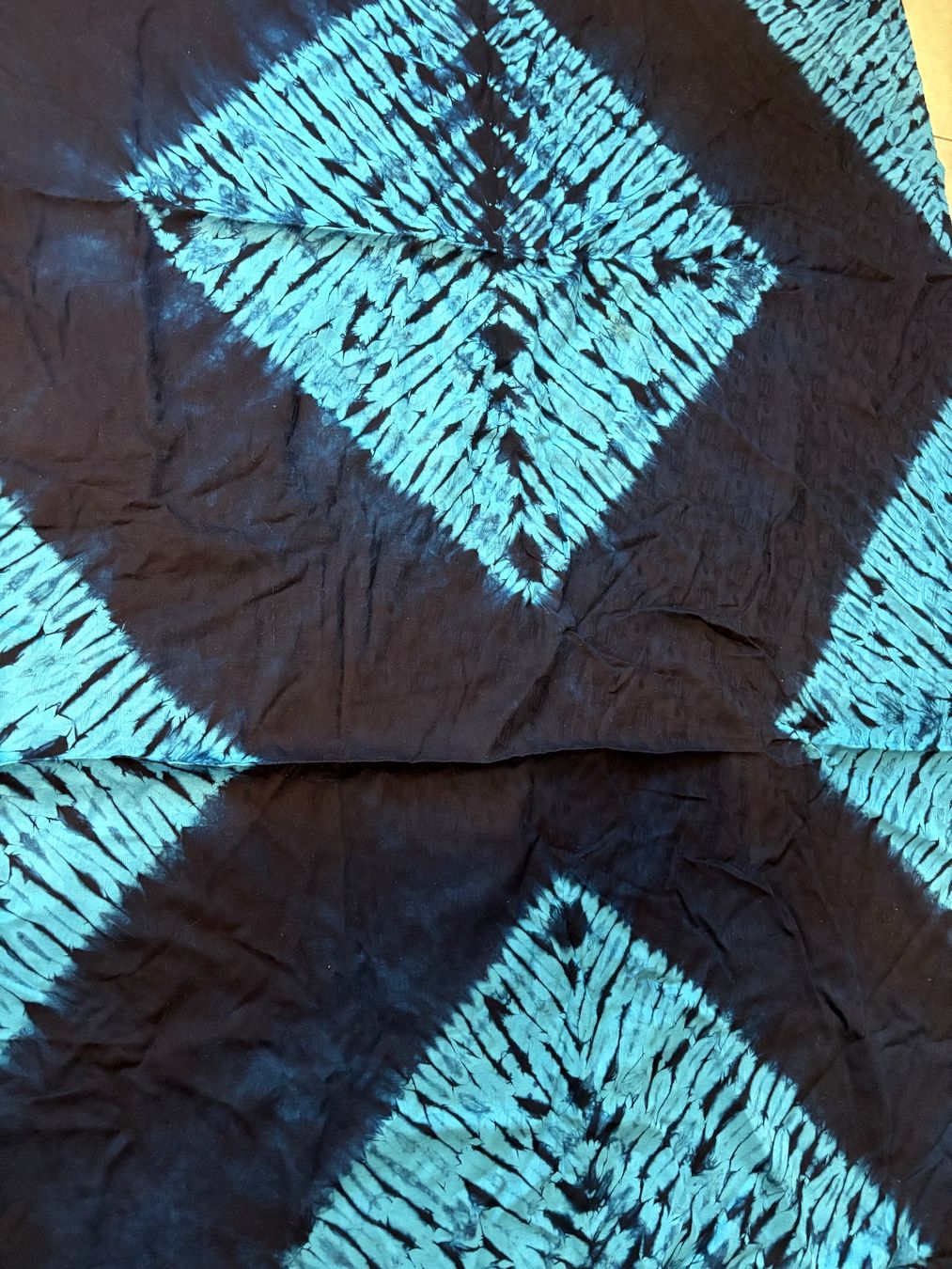 Tissus: Batiktuch – D'occasion à Auenstein par 5222 1