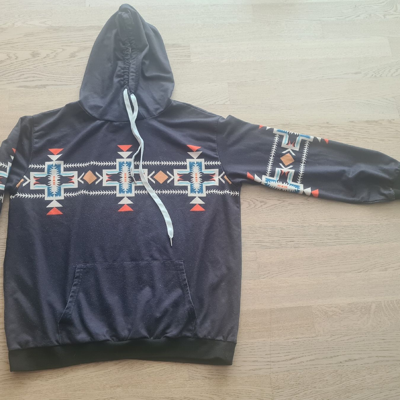 Pulls & Sweat-shirts: Leichter Kaputzen Pullover  Gr. XL – D'occasion à Steinen par turbogeiss99 4