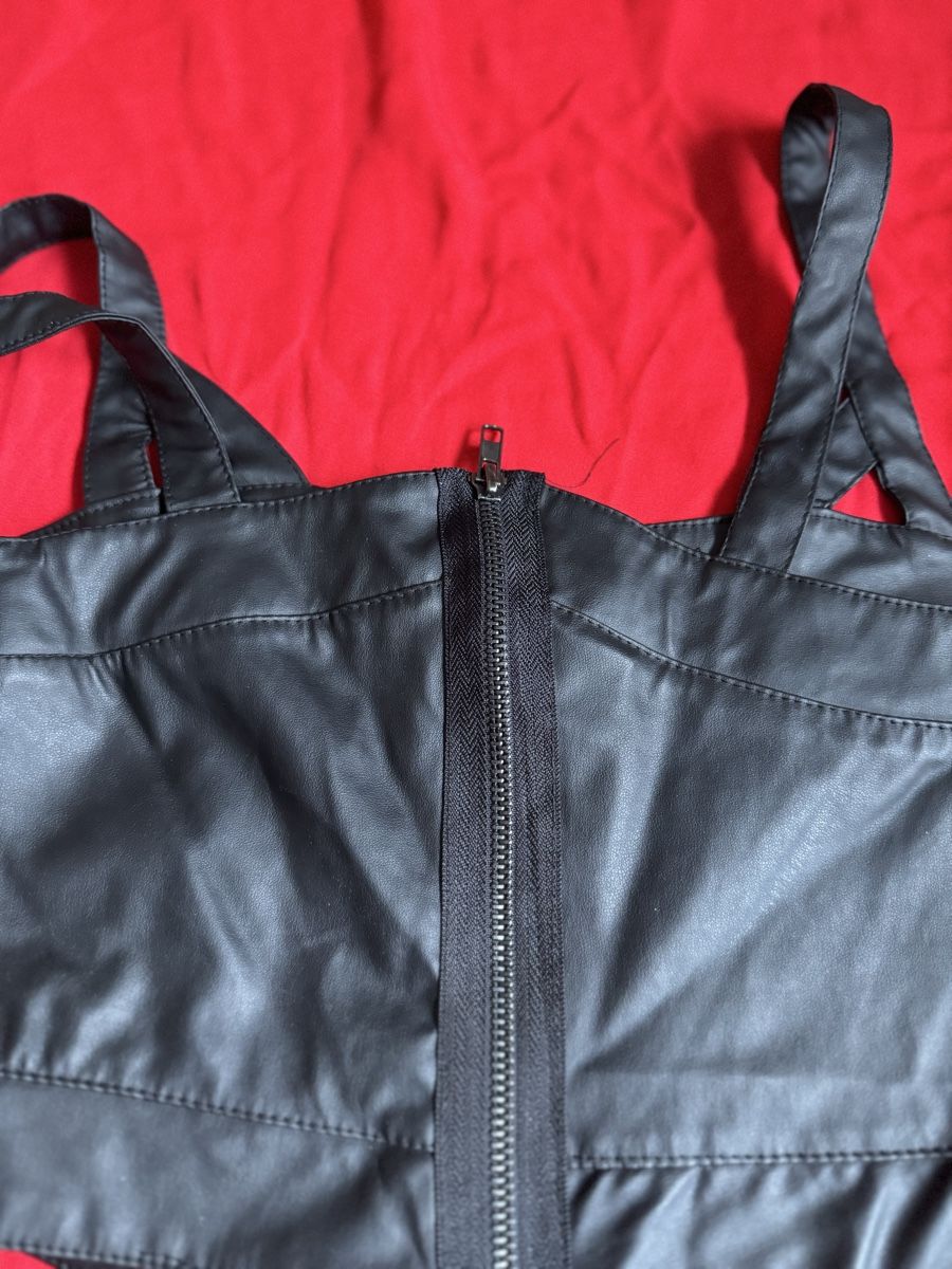 Vestiti: Wunderschönes Kleid rot / schwarz Kunstleder Gr. S – Usato da Wittenbach venduto da Apicel 5