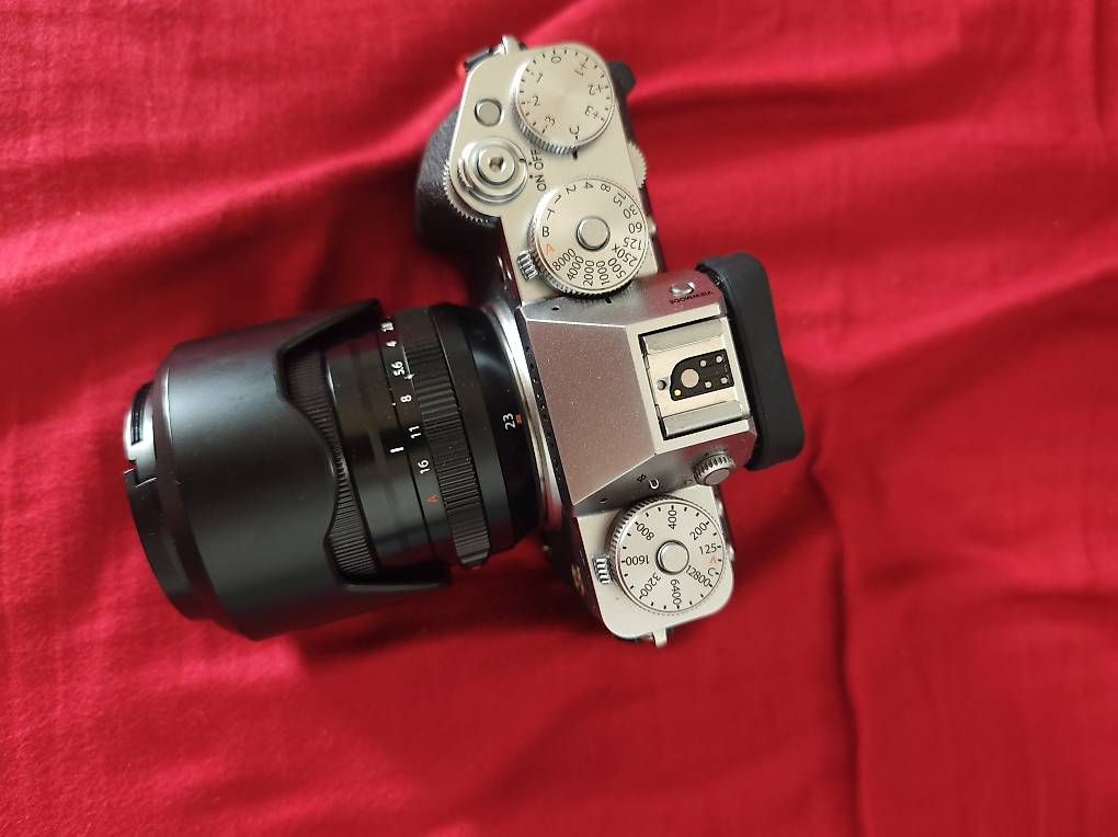 Fujifilm Fotocamera: Fuji x-t5 mit 3 Objektive – Usato da Burgdorf venduto da joel002 2