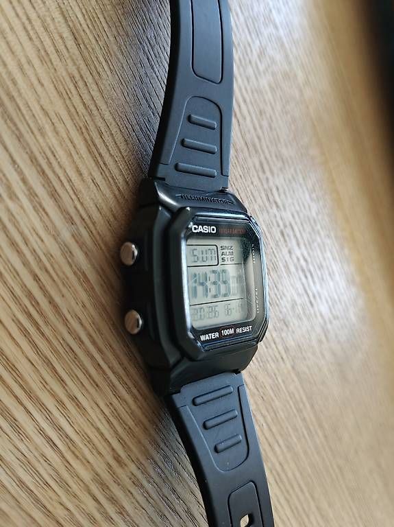 Casio Orologi: Casio W-800H Digitaluhr – Usato da Winterthur venduto da quezer 2