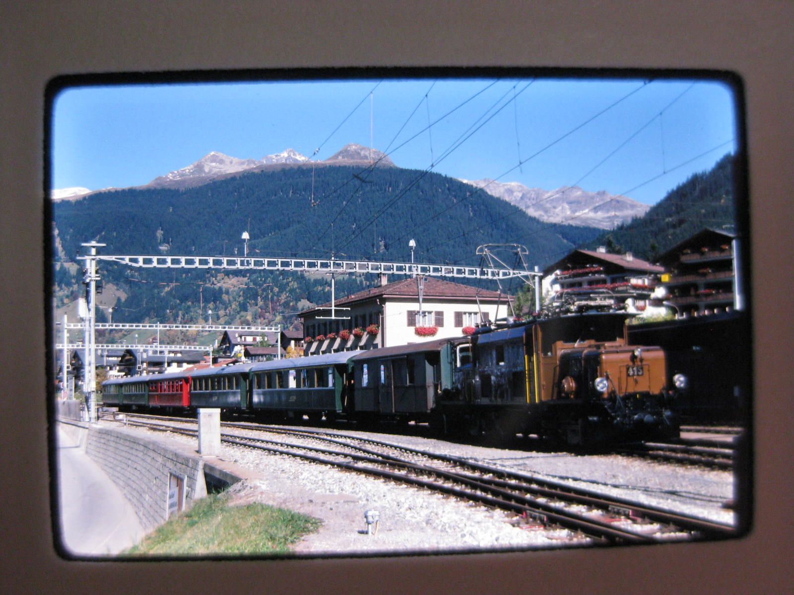 Foto & Immagini: Preis halbiert: Dia: RhB Krokodil ca 1984 – Nuovo (secondo la descrizione) da Malters venduto da Marosko