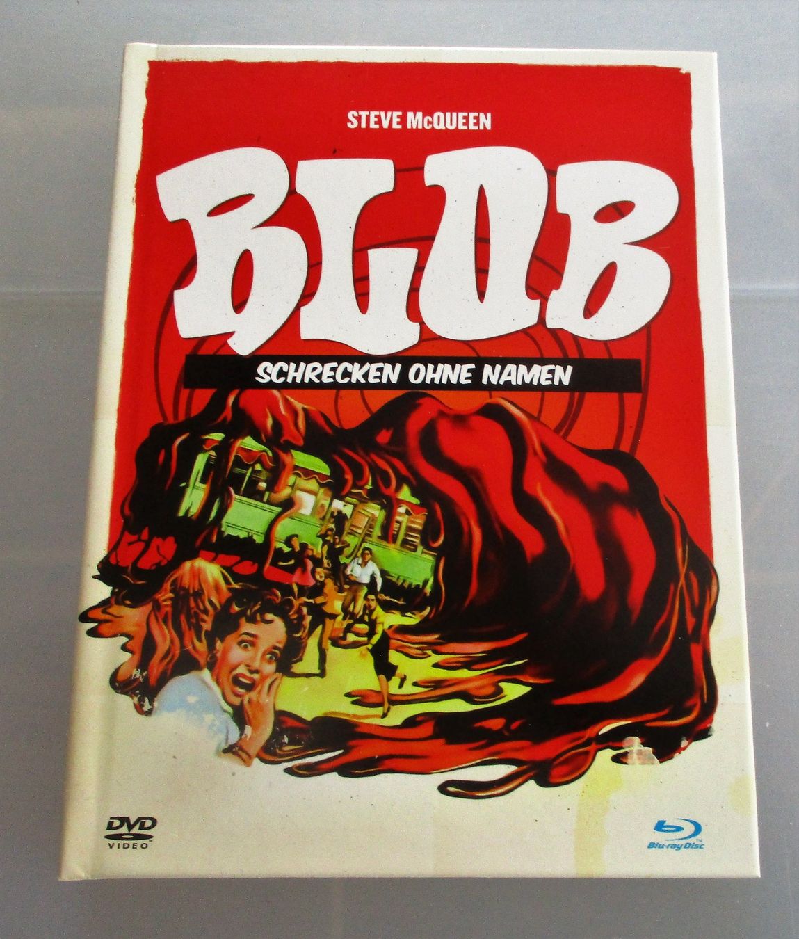 Tous les DVDs: BLOB - Steve McQueen - Mediabook Blu-ray + DVD – D'occasion à Wattwil par Muriel10