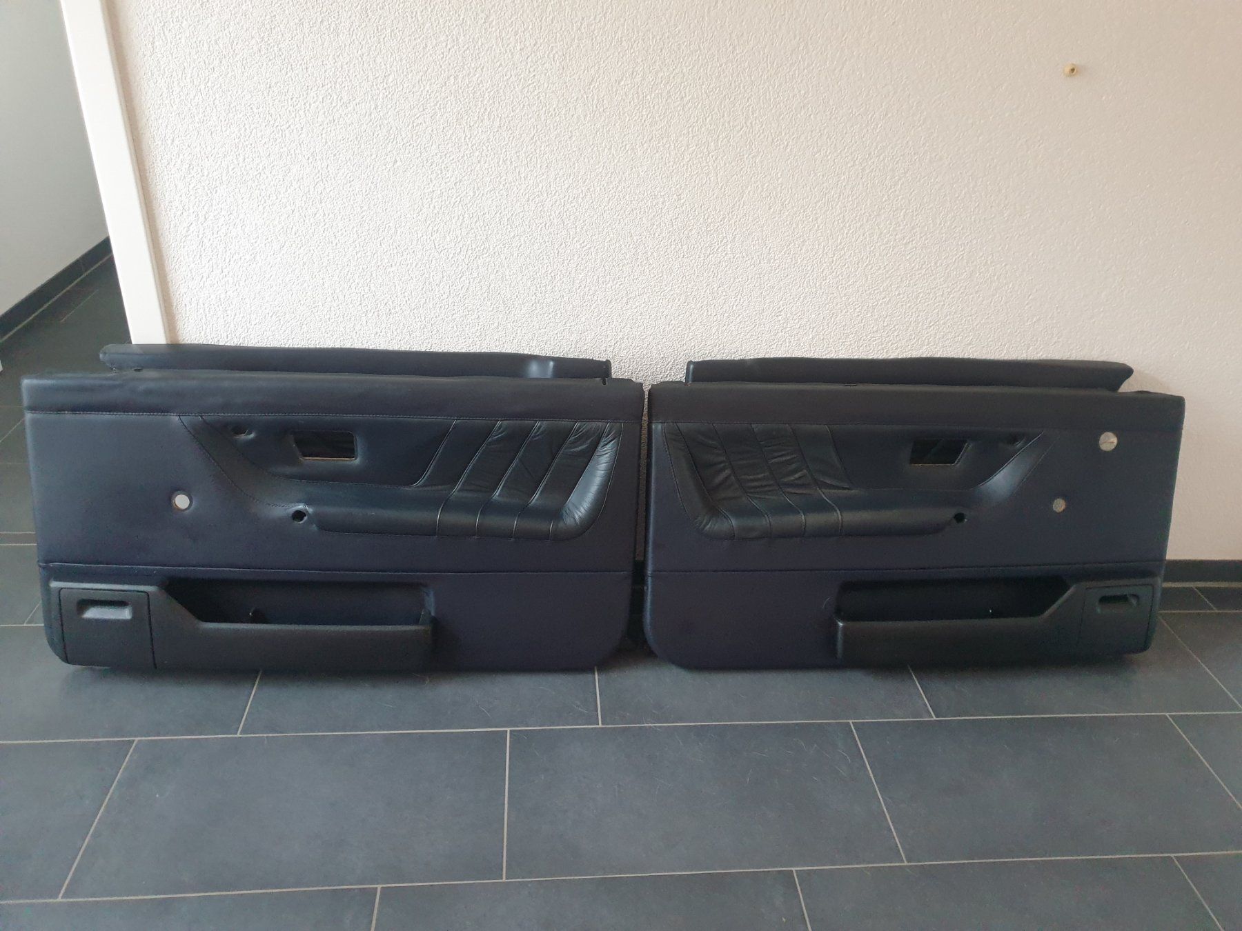 Volkswagen Toutes les pièces auto: Lederausstattung Golf 2 G60 GTI 16V ed. Blue – D'occasion à Kollbrunn par BuzzB