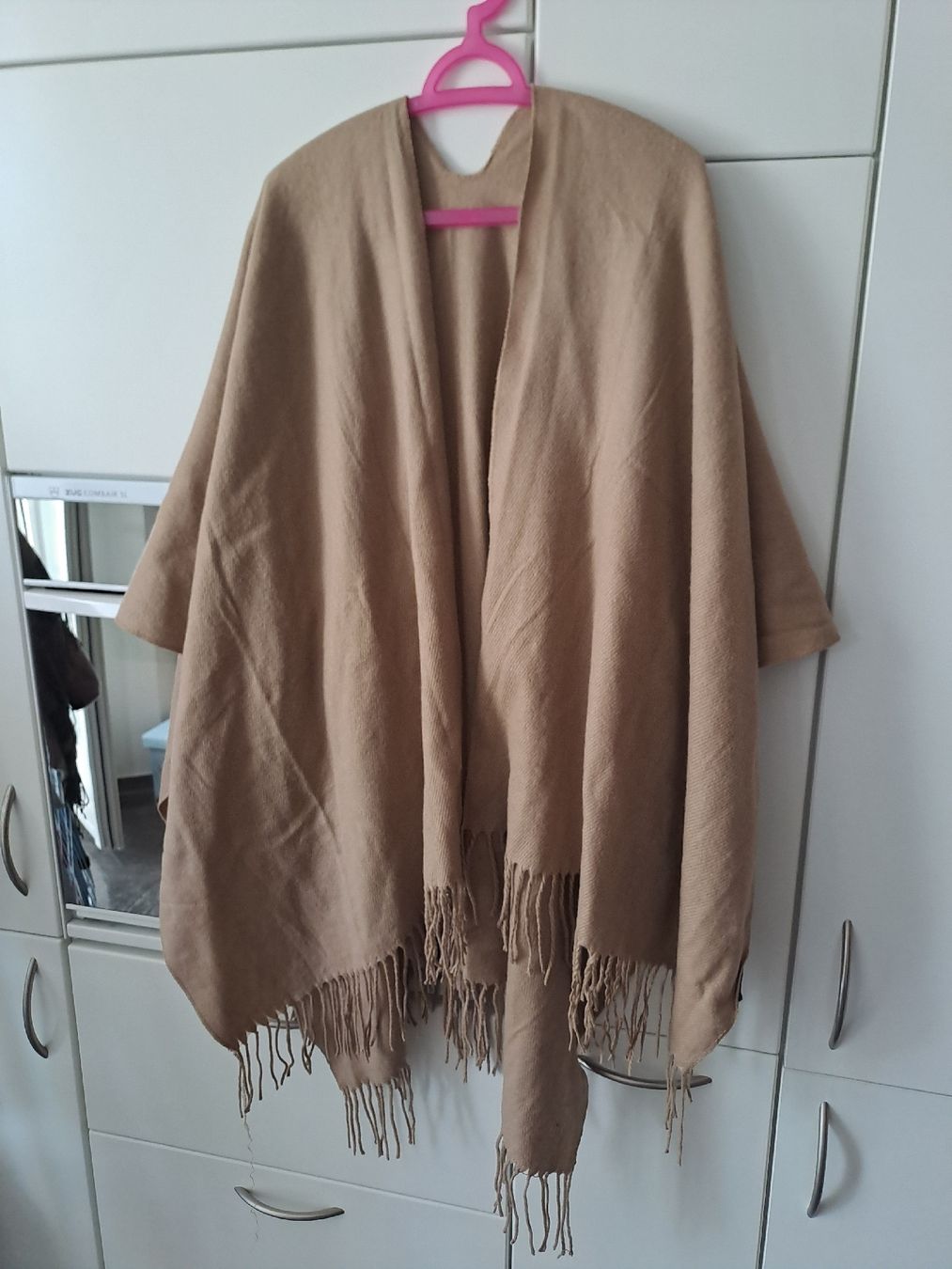 Altro in Moda donna: Warmer Poncho von Esmara, Beige – Usato da Rickenbach LU venduto da bishiida 1