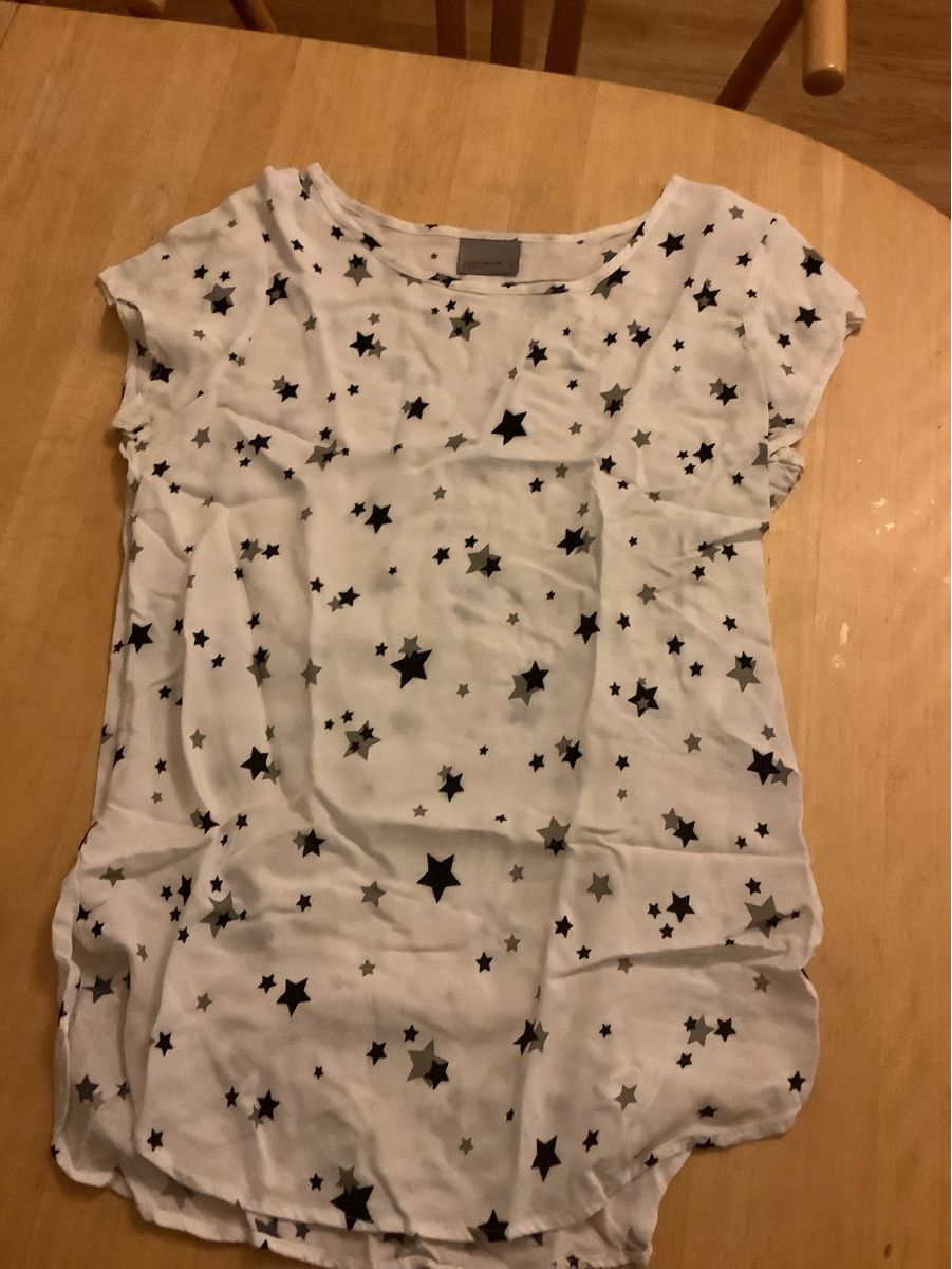 Vero Moda T-shirts: T-Shirt Vero Moda Gr. S – D'occasion à Saas-Balen par kircin