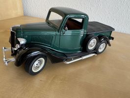 Modell-Auto Ford Pickup V8 1936