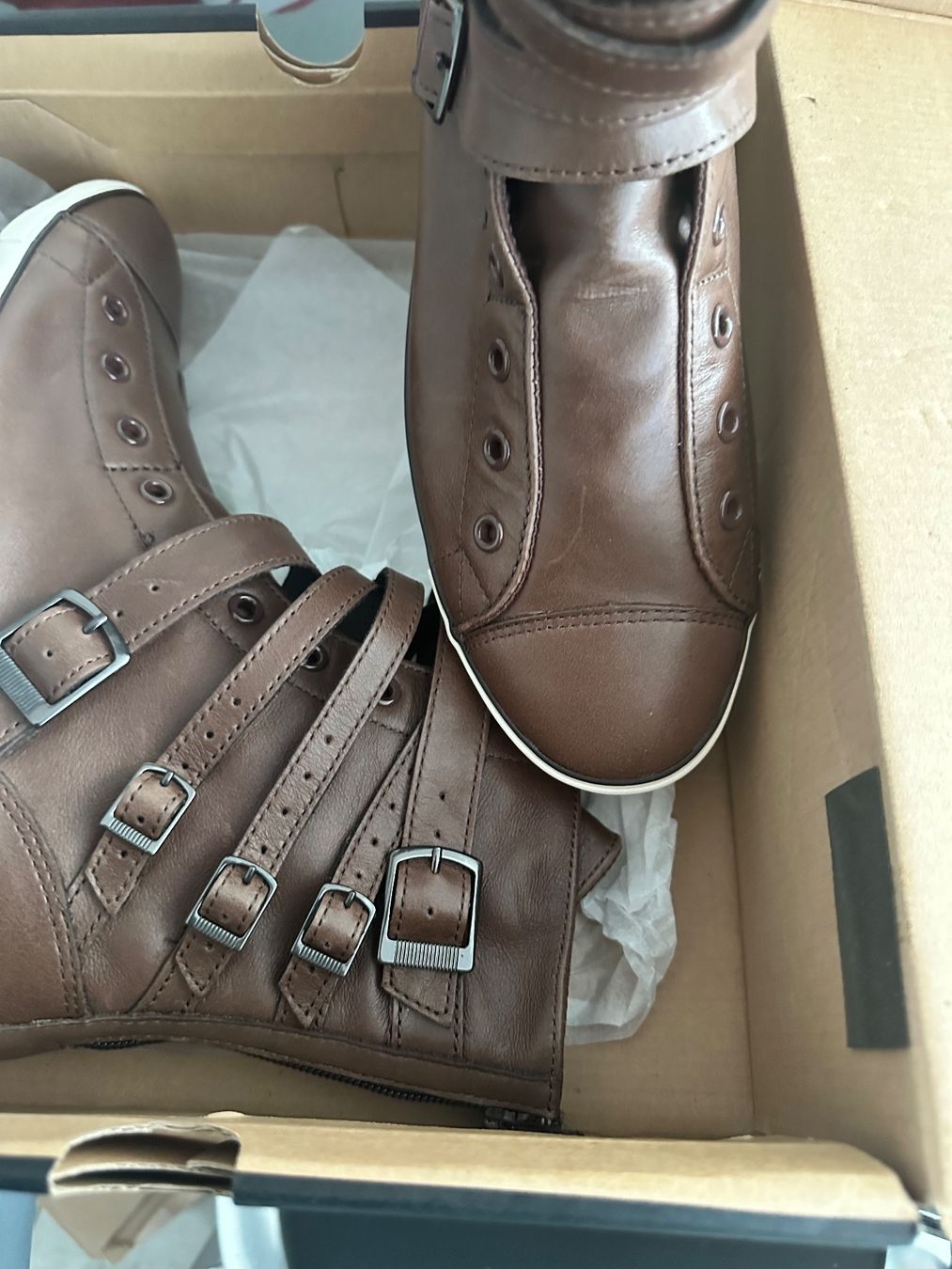 Converse Scarpe da donna: Converse multi strap Gr. 42 – Nuovo e nell'imballaggio originale da Bolligen venduto da chaetzli1133 1