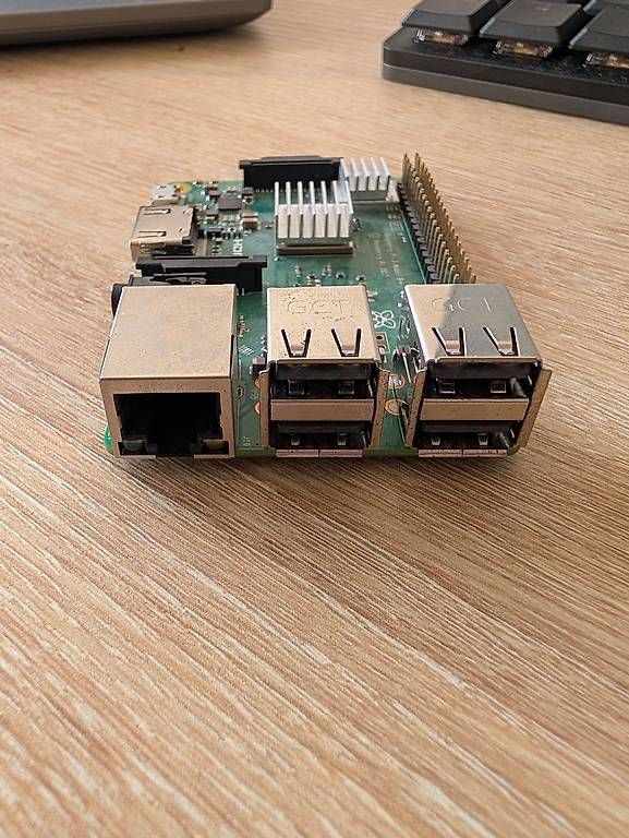 Raspberry Pi PCs: Raspberry Pi 3 Model B+  Excellent condition – D'occasion à Carouge GE par emp_ns89