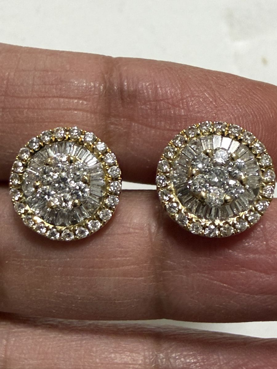 Orecchini pendenti & Orecchini a lobo: Diamant Ohrstecker Gold 18k – Usato da Oberhof venduto da RealStone 1
