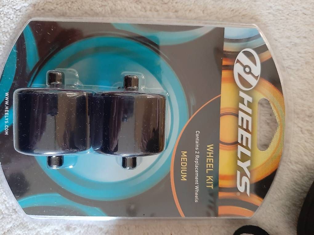 Damenschuhe: Heelys Grösse 40,5 – Gebraucht aus Lausanne von ftrevaz 4