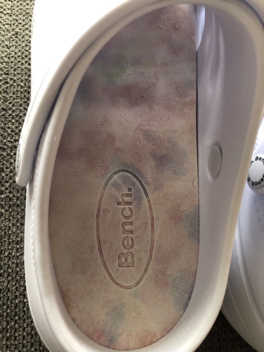 Bench Scarpe da donna: Bench Badeschuhe/Clogs, Weiss, Gr. 39, Sommerhit! – Nuovo e nell'imballaggio originale da Läufelfingen venduto da Original100 6