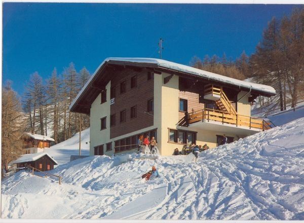 Cartes postales: Saint-Martin, Châlet la Forêt, circulée 1982 – D'occasion à Frauenfeld par POML