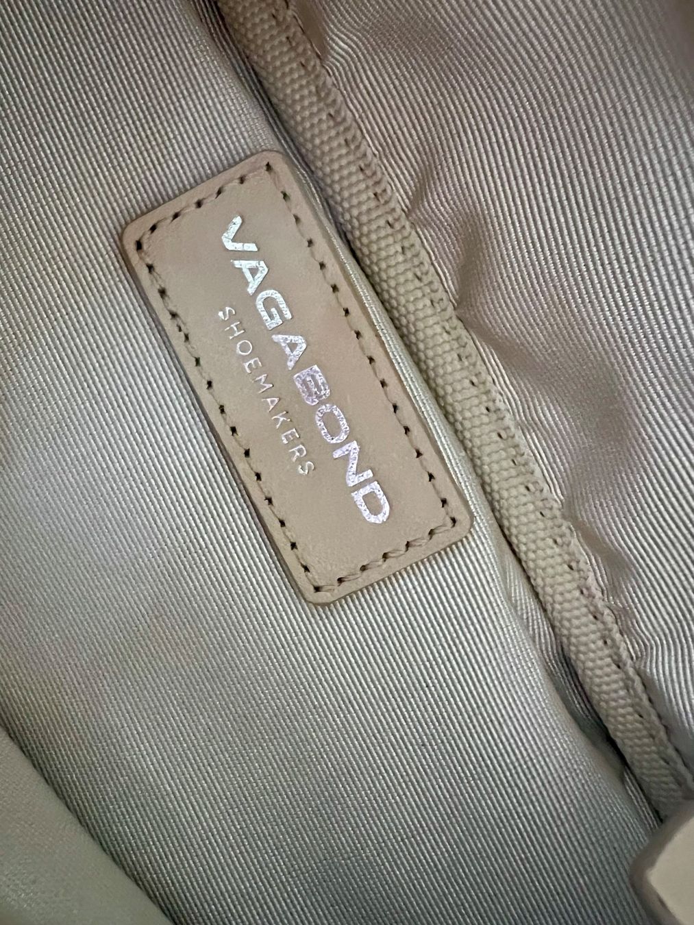 Vagabond Borse: Vagabond Bauchtasche Leder – Nuovo (secondo la descrizione) da Zürich venduto da Girasole232 3