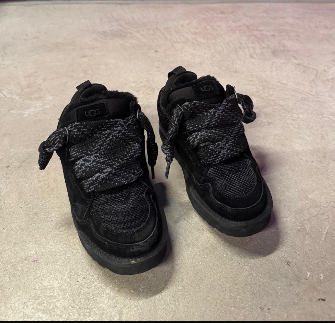 Ugg Scarpe da donna: Schwarze UGG Sneakers mit Teddyfutter, Grösse 37, – Usato da Schlieren venduto da sinisa02 1