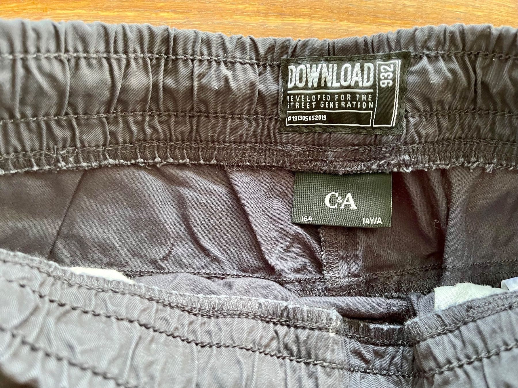 Pantaloni: NEU: lässige, leichte Shorts Gr. 164 – Nuovo (secondo la descrizione) da Buchrain venduto da Sunny026 3