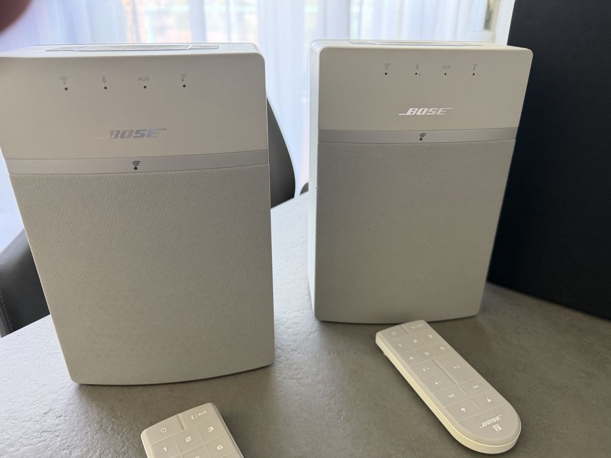 Bose Radios: Bose SoundTouch Subwoofer und 4 Boxen, – Défectueux à Zürich par sne.swiss 4