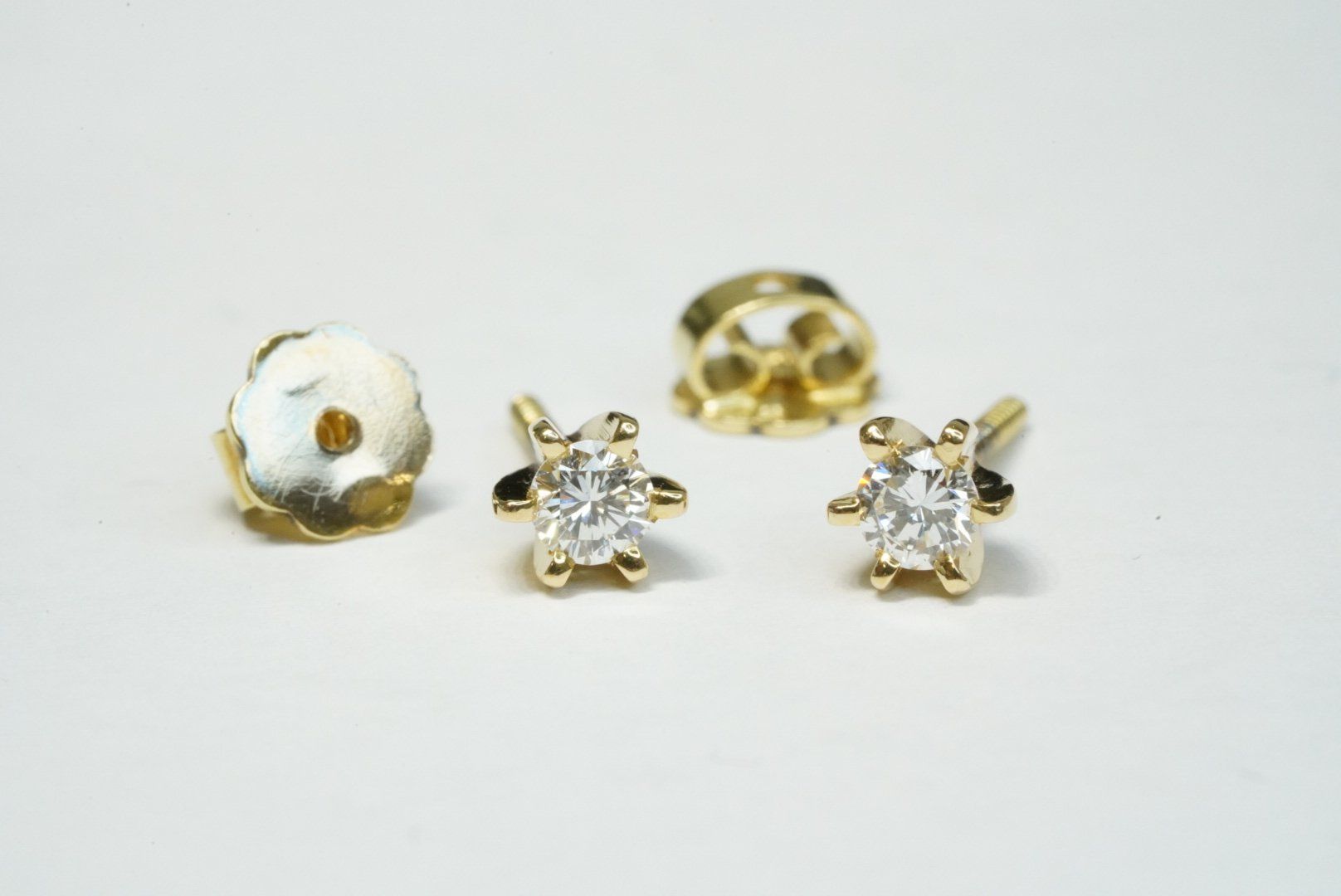 Orecchini pendenti & Orecchini a lobo: Ohrstecker mit Diamant 18k Gelbgold – Usato da Bülach venduto da Re-Jewelled 1
