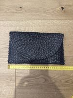 Borsa pochette intrecciata nera chiusura magnetica