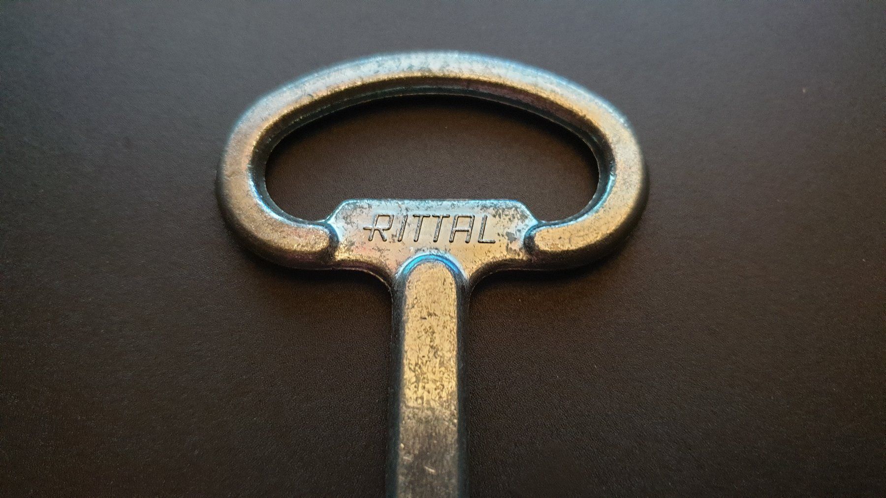 Chiavi: RITTAL Schlüssel – Usato da Stäfa venduto da Supertramp73 1