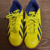 Neue Adidas Kinder Sport Schuhe / Grösse UK4/EU36.5
