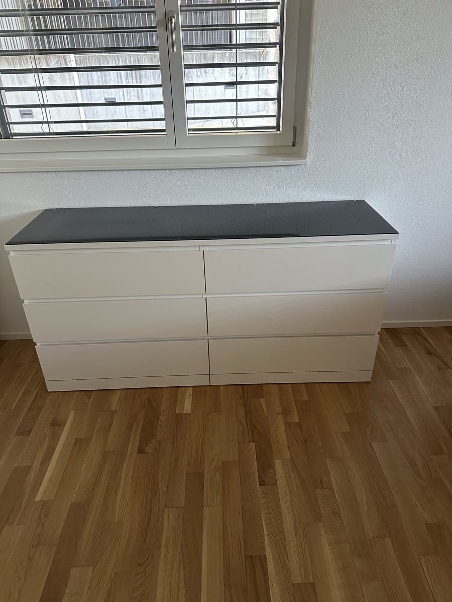 Ikea Cassettiere: MALM IKEA Kommode – Usato da Lyss venduto da Bartlii