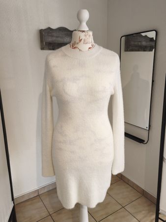 Zara Strickkleid, Winterkleid, Crème, Grösse L, Neuwertig