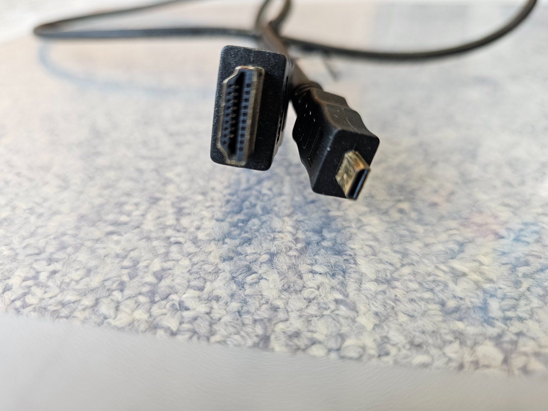 Cavi: Kabel HDMI zu Micro-HDMI, 1m – Usato da Niederglatt ZH venduto da Grx5