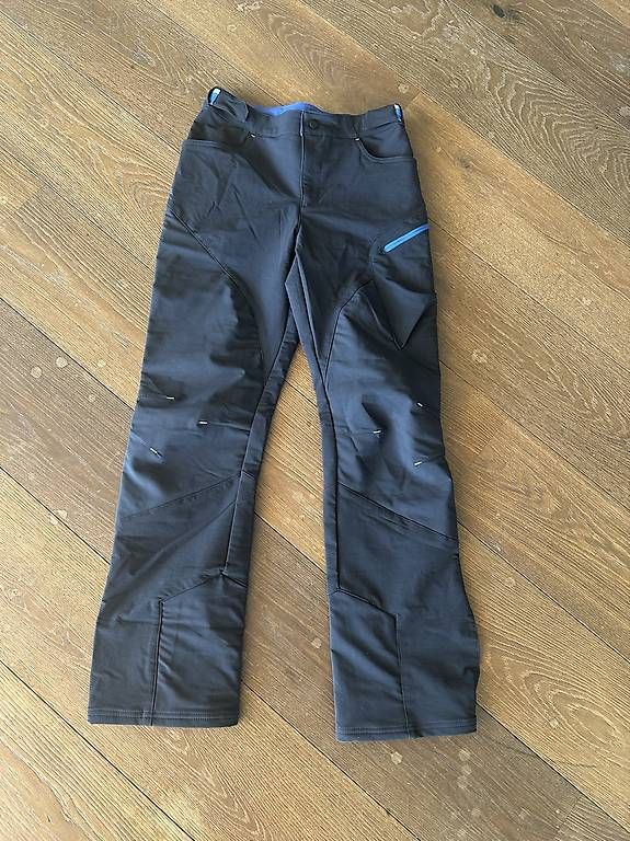 Hosen: Wanderhose Softshell Gr. 158 – Gebraucht aus steffisburg von stefanruoff