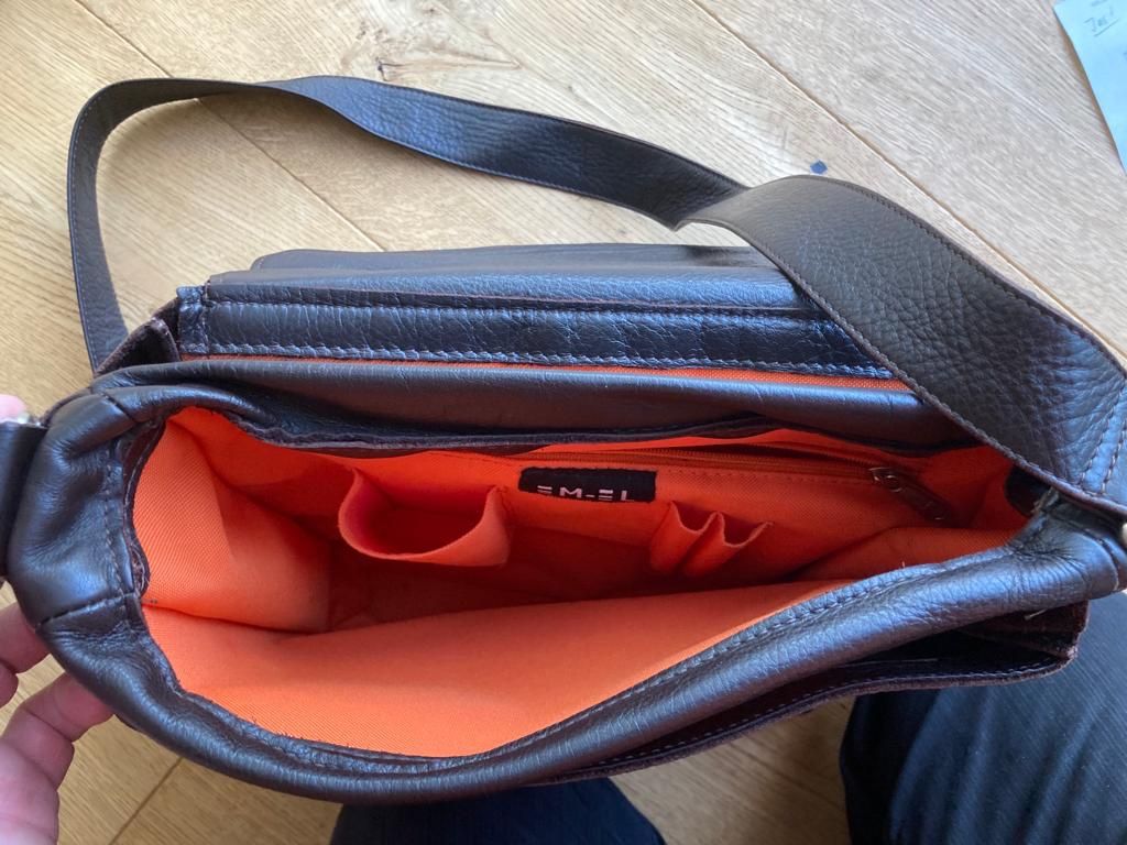 Borse: Leder Tasche – Usato da Ittigen venduto da 132465 4
