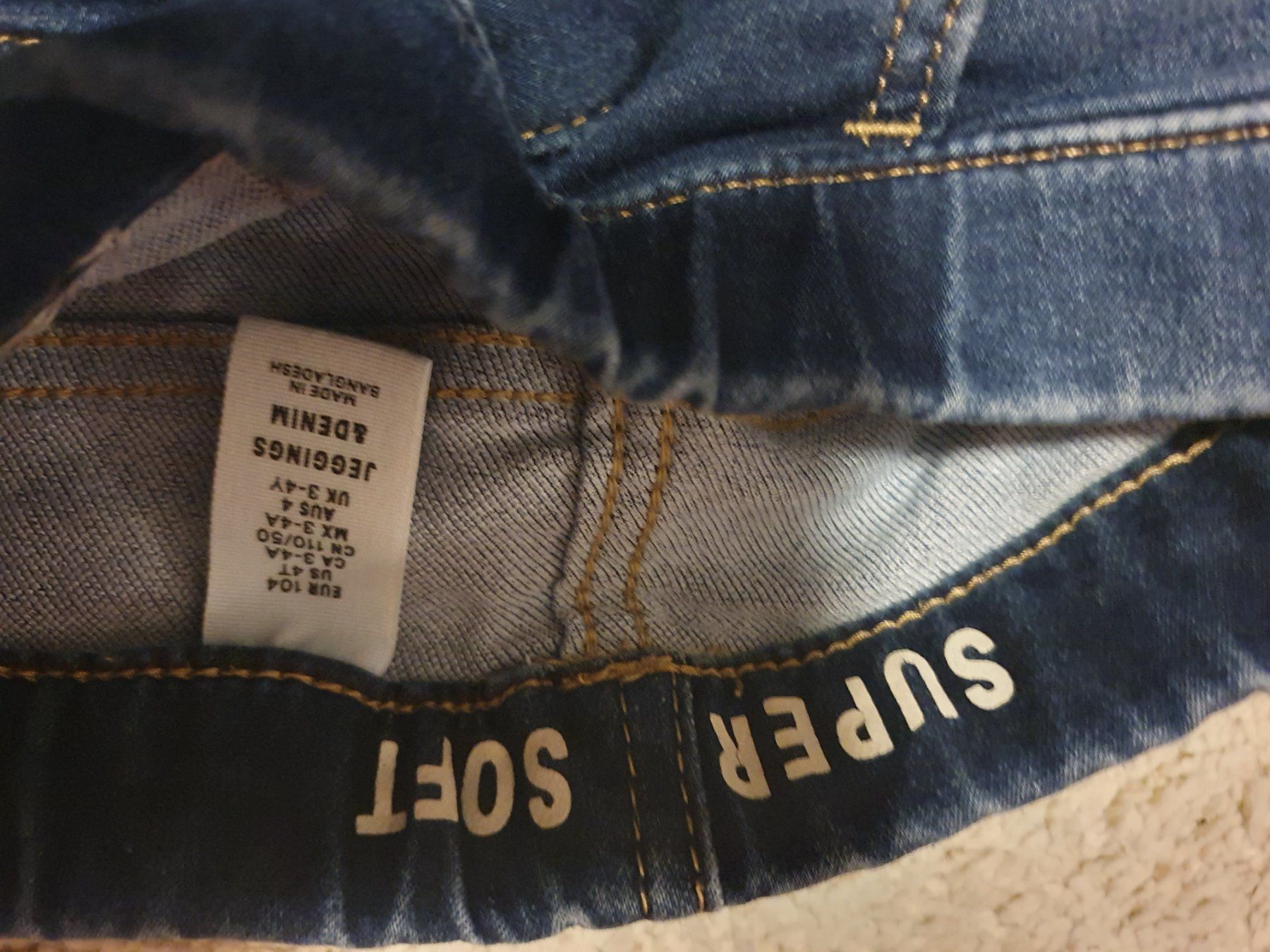 Pantaloni: Jeans Super Soft Gr. 110 – Usato da Altendorf venduto da MiriCaj 2