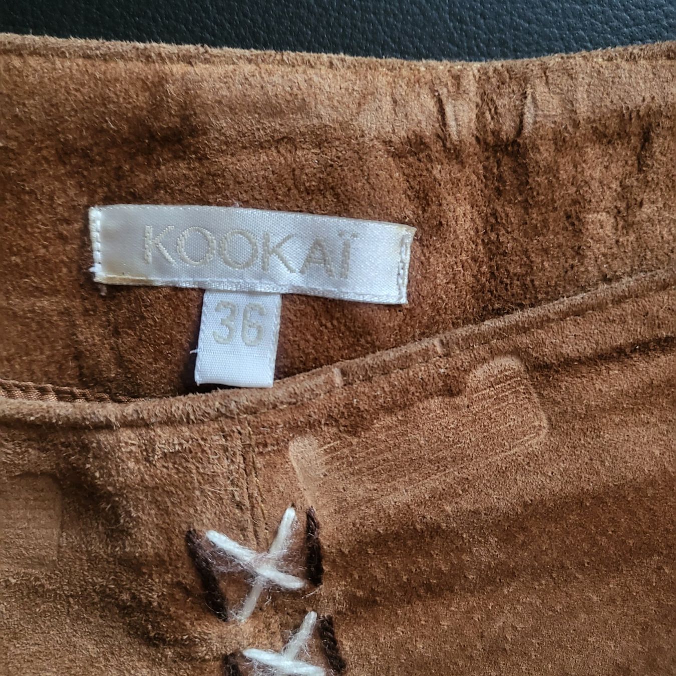 Kookai Gonne: Jupe en daim Kookaï. – Nuovo (secondo la descrizione) da Neuchâtel venduto da wikit 3