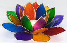 Lotus Teelicht, aus Muscheln, handgearbeitet