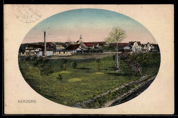 Cartoline postali: AK Kerzers, Ortsansicht mit Kirche – Usato da Berlin venduto da bartko-reher