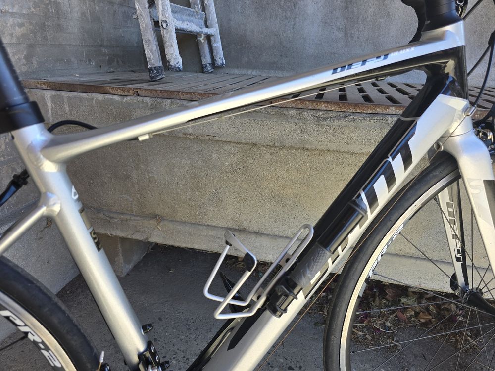 Giant Velos: Rennvelo Giant Defy 1, Top Zustand, wenig gefahren! – Gebraucht aus Aarberg von 2002stefan 4