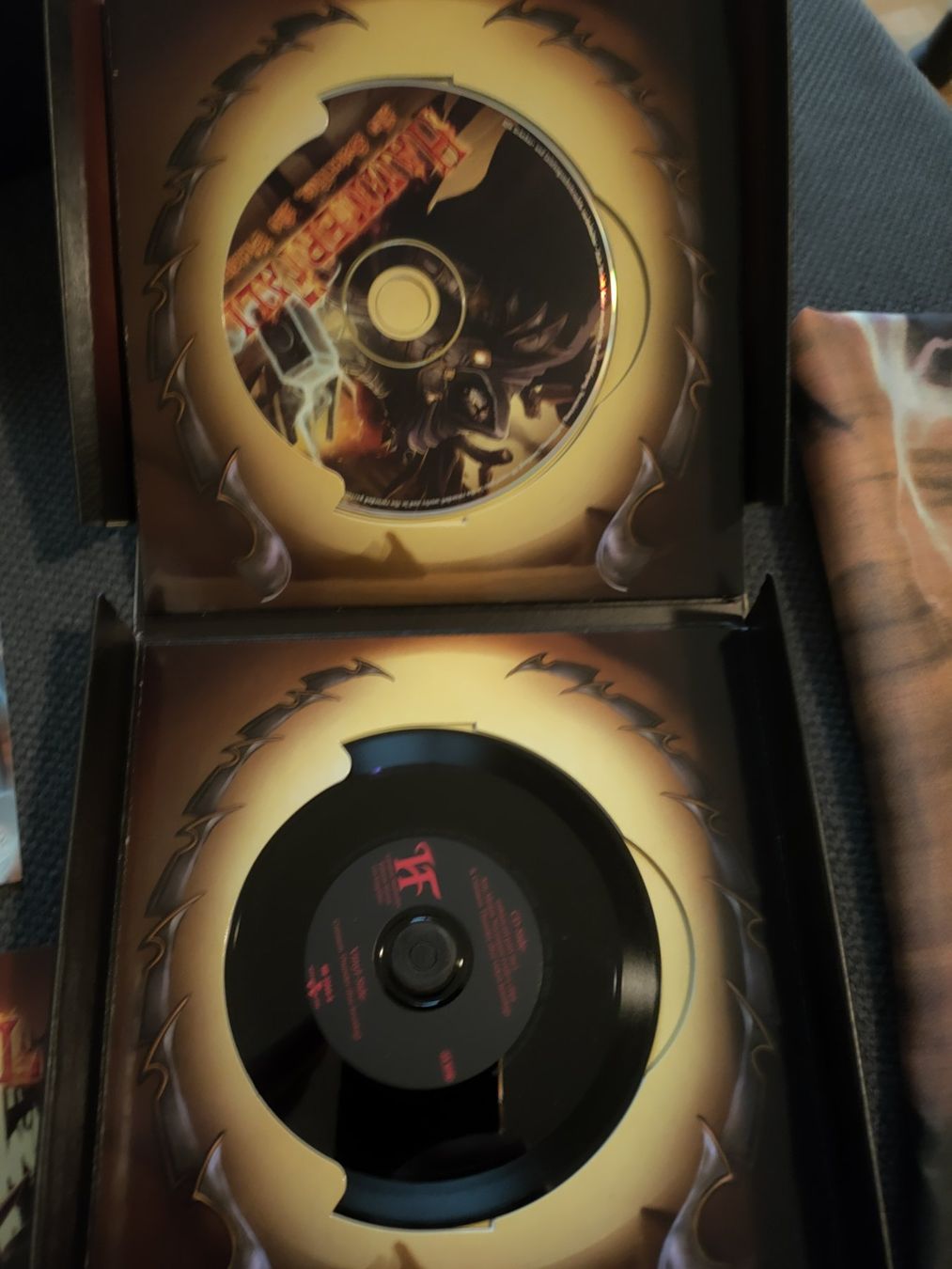 Dischi in vinile: No sacrifice no victory - HammerFall LT Box – Nuovo (secondo la descrizione) da Bremgarten AG venduto da BenjaB 2