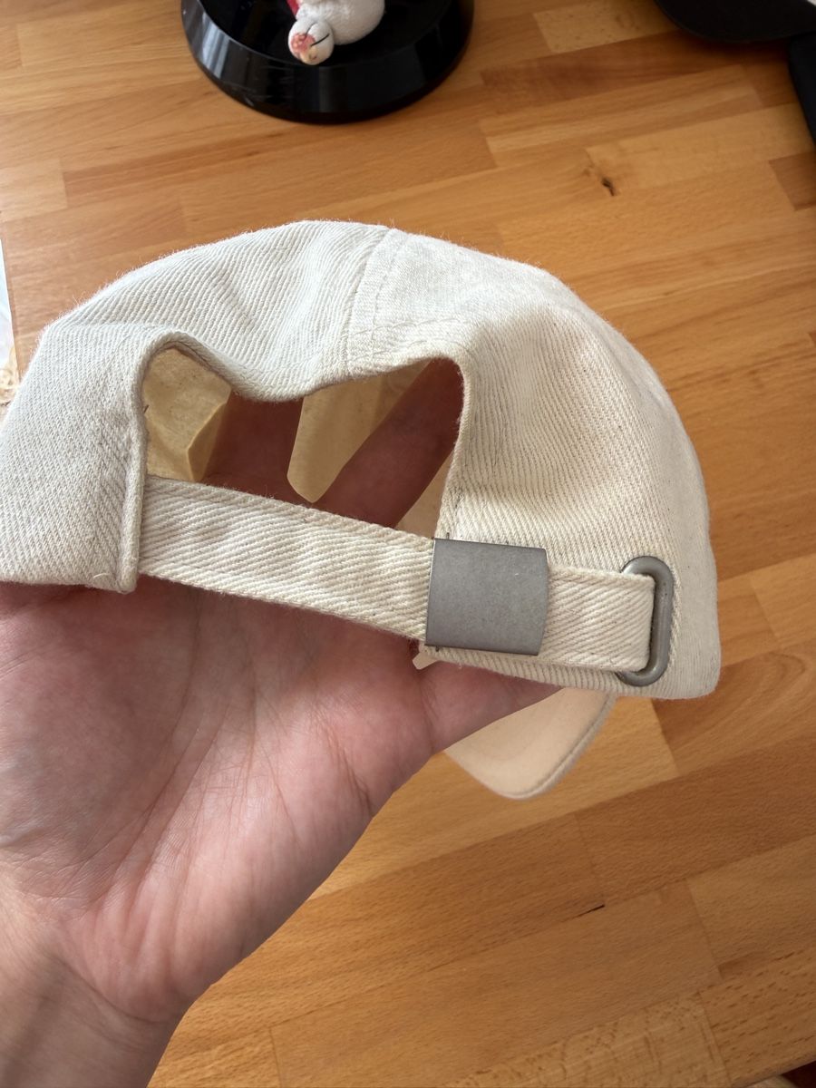 Zara Chapeaux, bonnets & casquettes: Zara Beige Cap, Size M – D'occasion à Zürich par Eb_ 3
