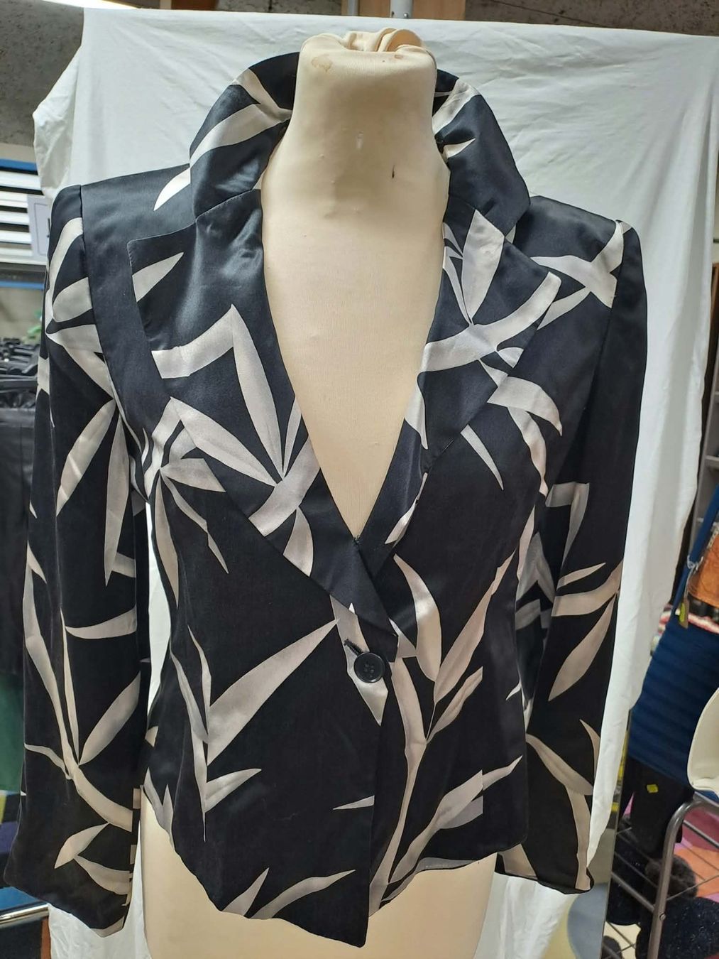 Giacche: Blazer Emporio Armani – Usato da La Chaux-de-Fonds venduto da Emmaus2300CDF