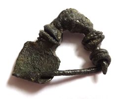 Roman bronze brooch (2nd-3rd century AD). Scarce type!