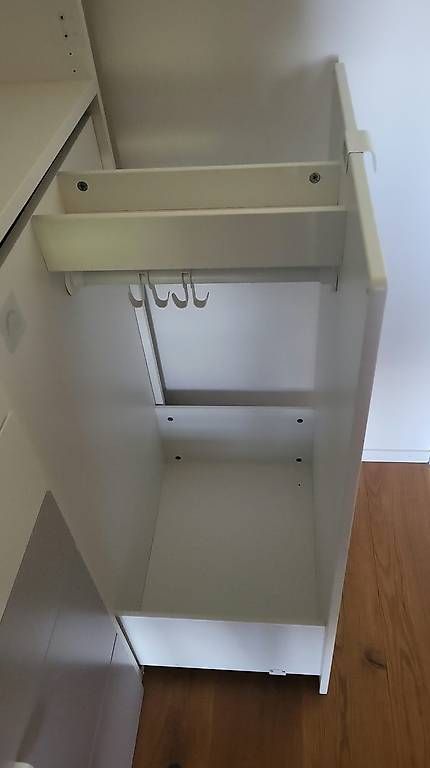 Ikea Armadi: Ikea Smastad Schrank – Usato da Koppigen venduto da abu_5syv 3