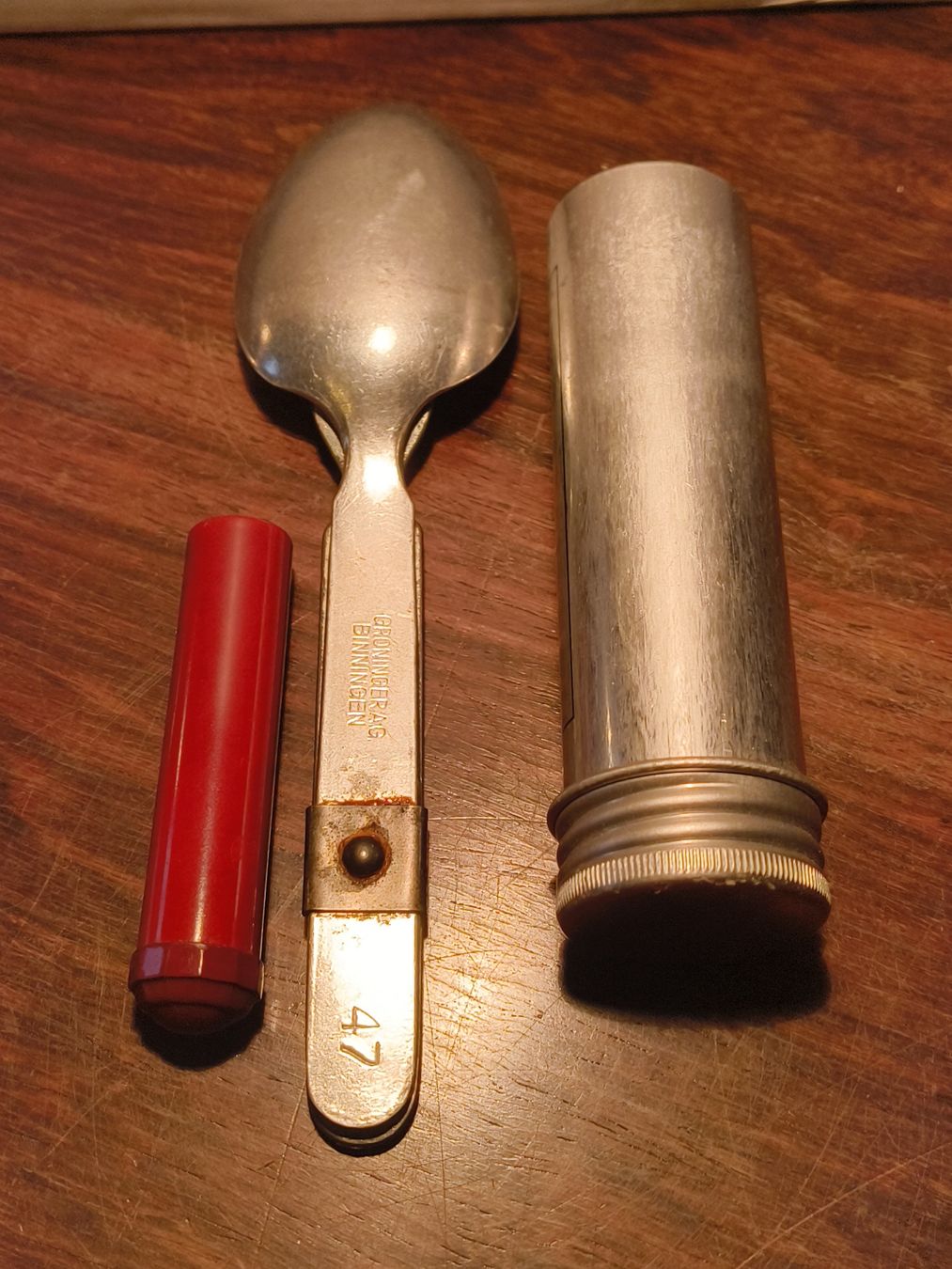Schweizer Armee Bestecksets: Lot Schweizer Armee Besteck Dose Heftpflaster Bakelit MM – Gebraucht aus stettlen von VintageBern_ch 1