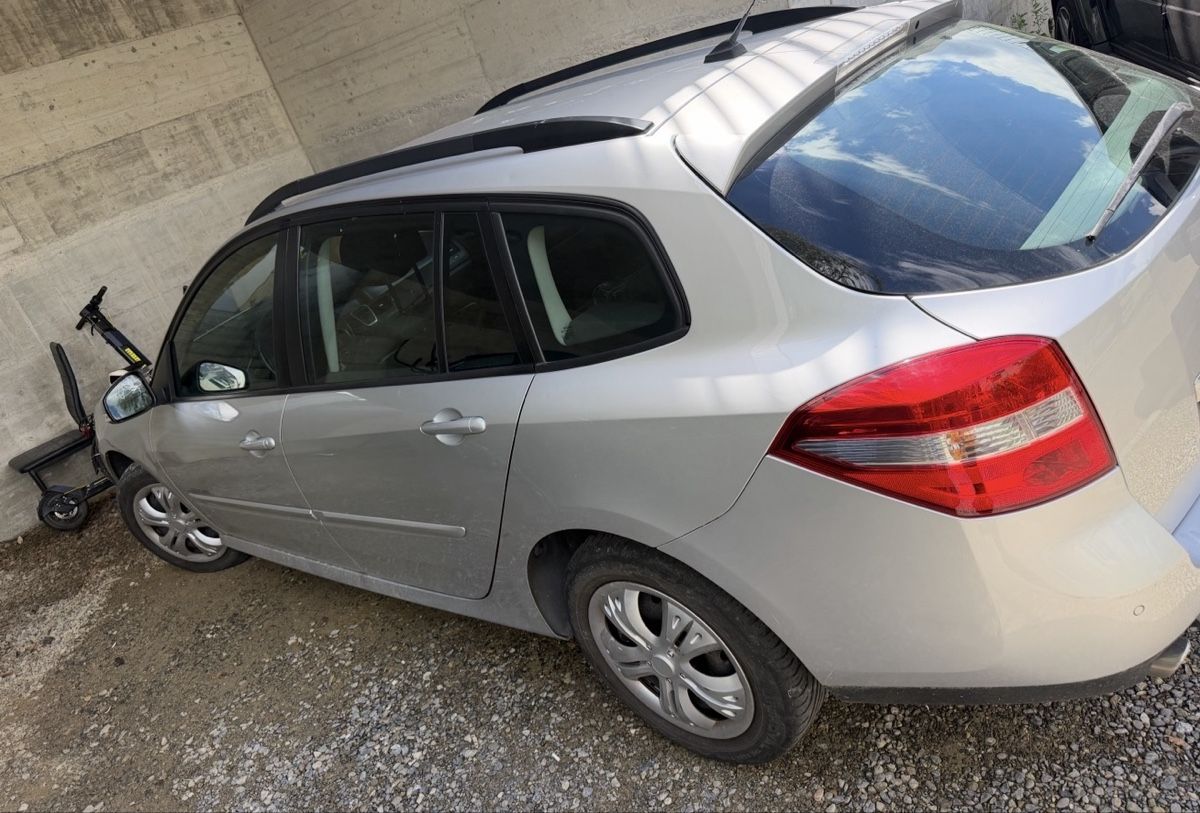 Renault Autos: Renault Laguna – D'occasion à Wohlen AG par Dncoo_5 1