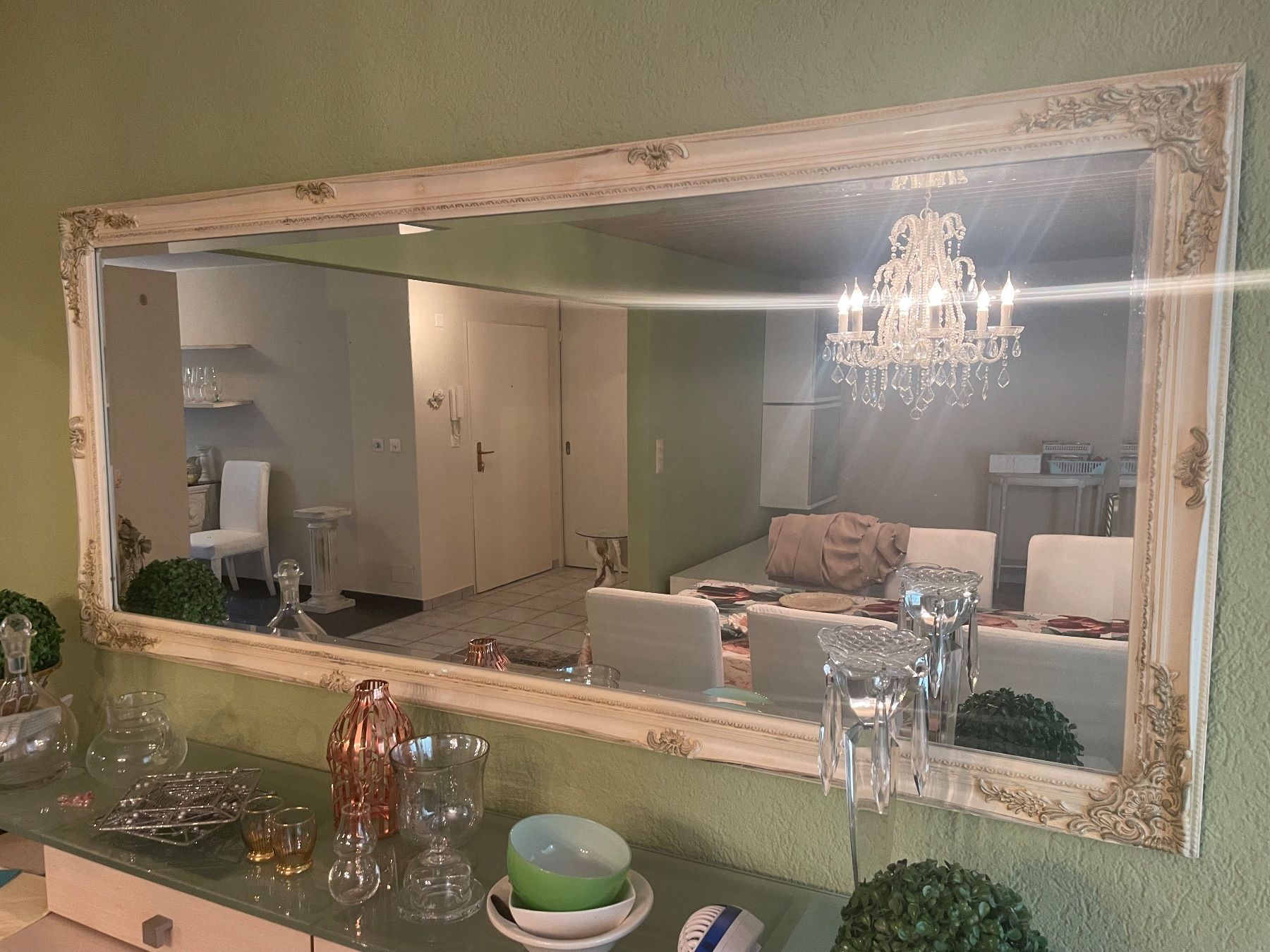 Spiegel: Spiegel weiss im Schloss-Look – Gebraucht aus Rupperswil von Abcsale 1