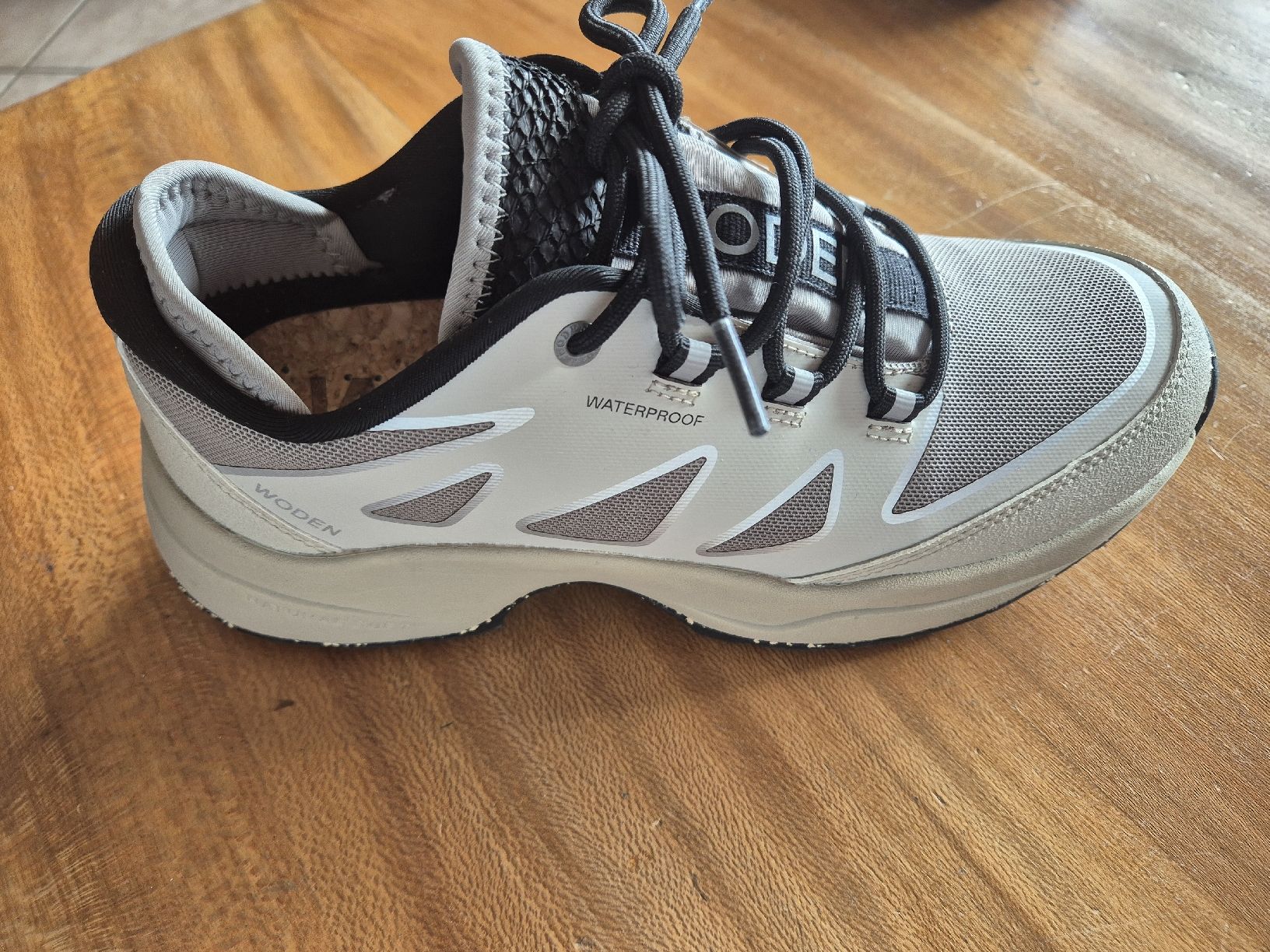 Scarpe da donna: Chaussures Woden 38 – Nuovo (secondo la descrizione) da Argnou (Ayent) venduto da emnonaol