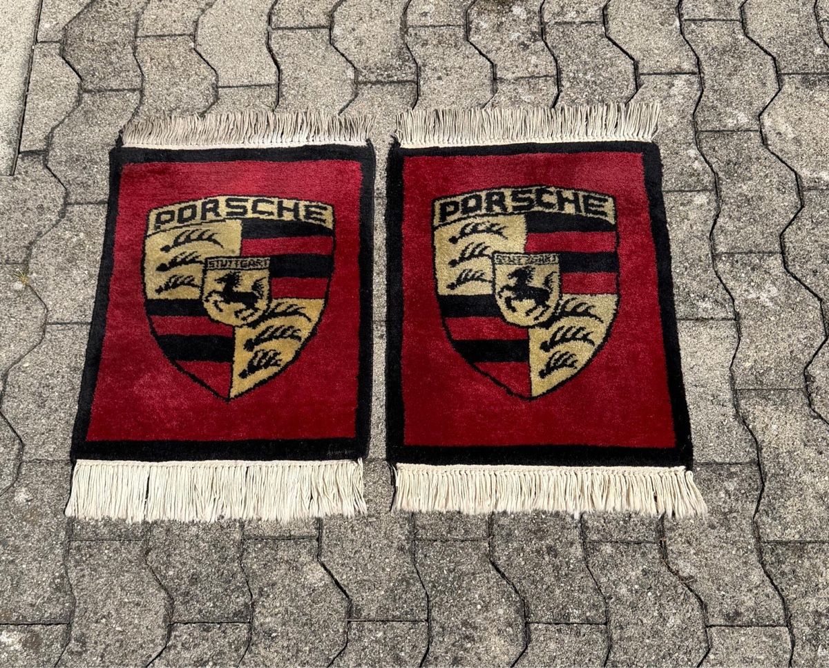 Tappeti & Tappetini: Fussmatten mit PORSCHE-Emblem - 2 Stück – Usato da Stansstad venduto da kerri8 1