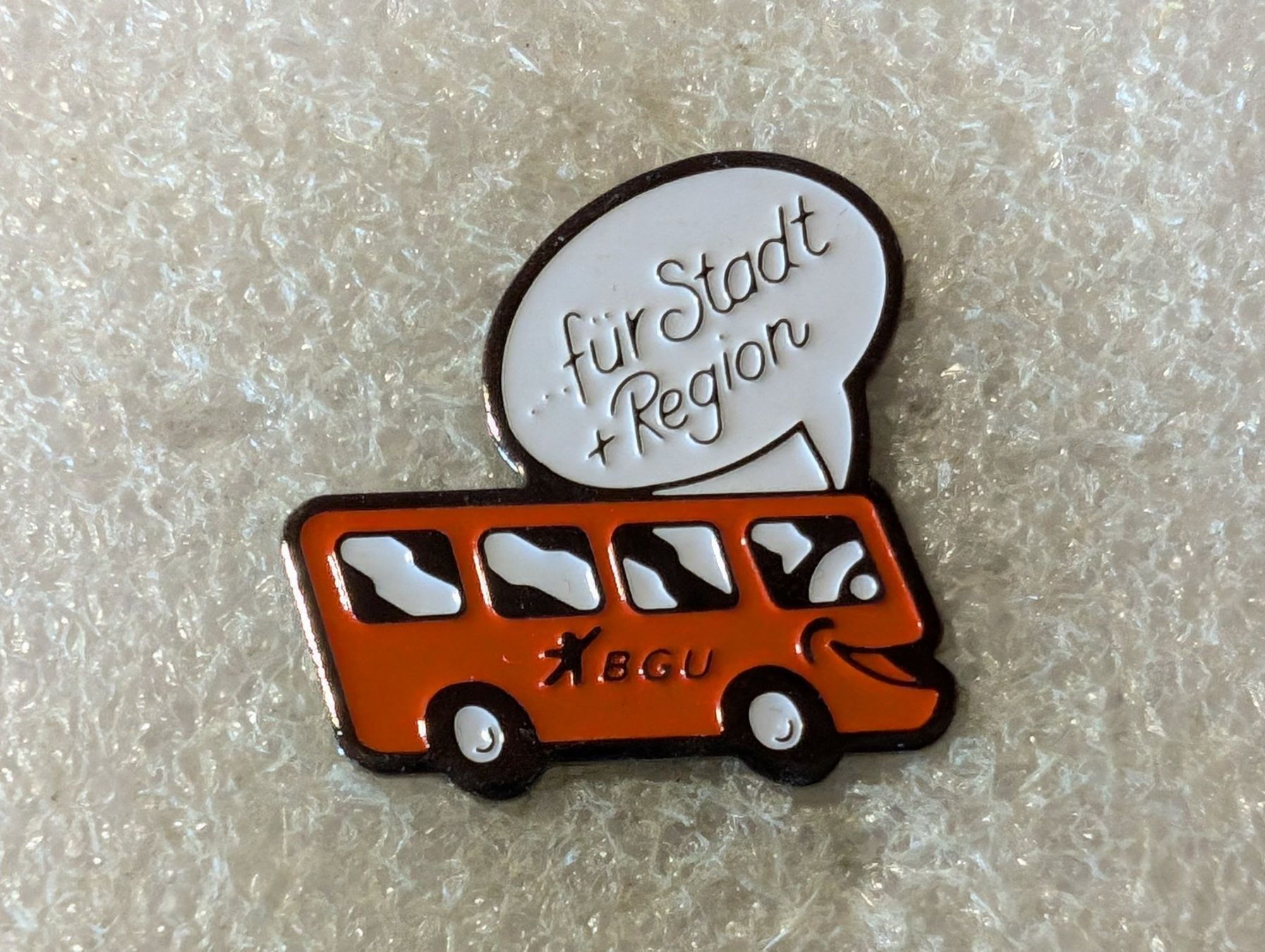 Placchette & Badge: Ansteckpin 157: BGU Bus – Usato da Oppligen venduto da Pin-Fall-Shop