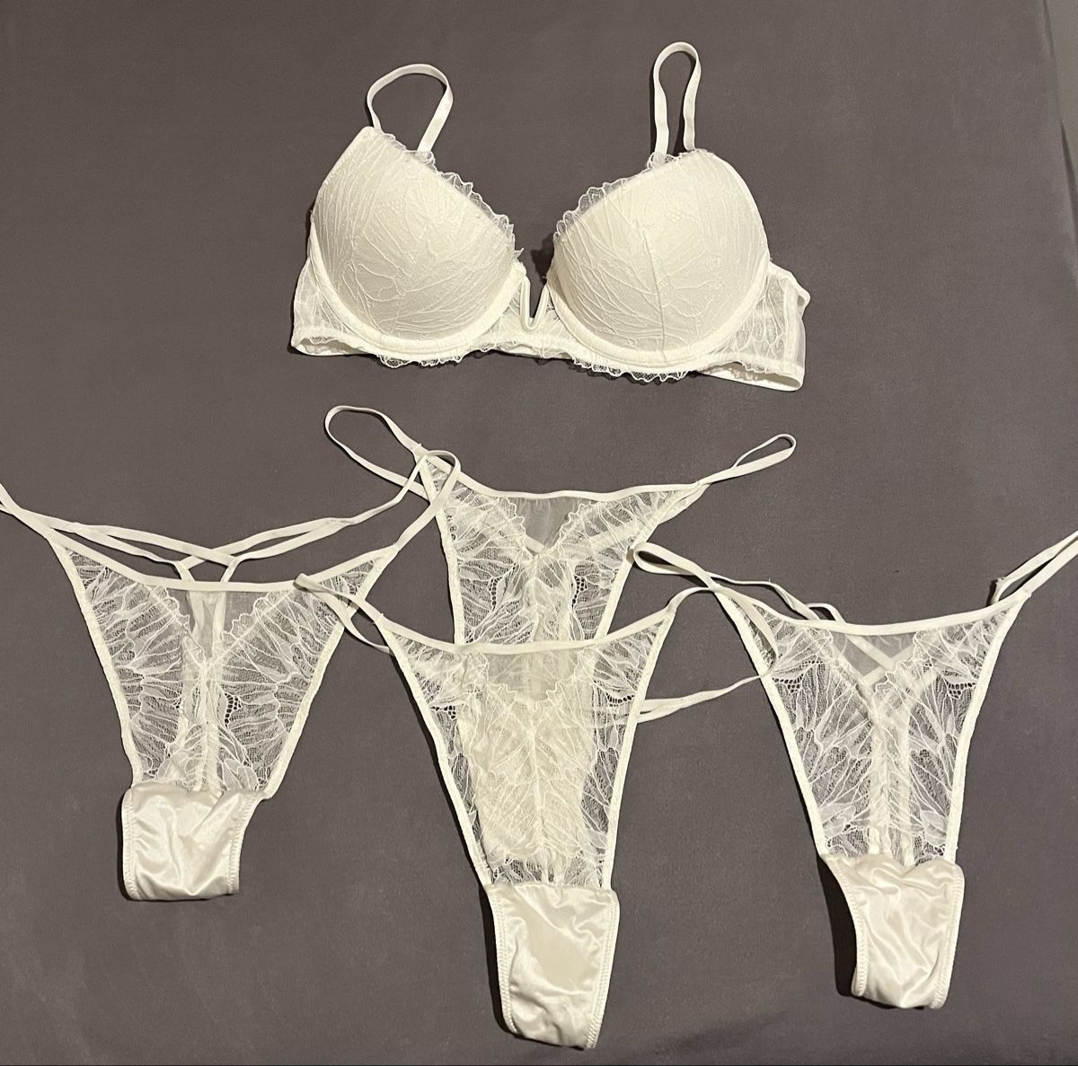 H&M Altra biancheria intima: Ensemble lingerie blanc dentelle – Nuovo (secondo la descrizione) da Le Locle venduto da Ophelhugy