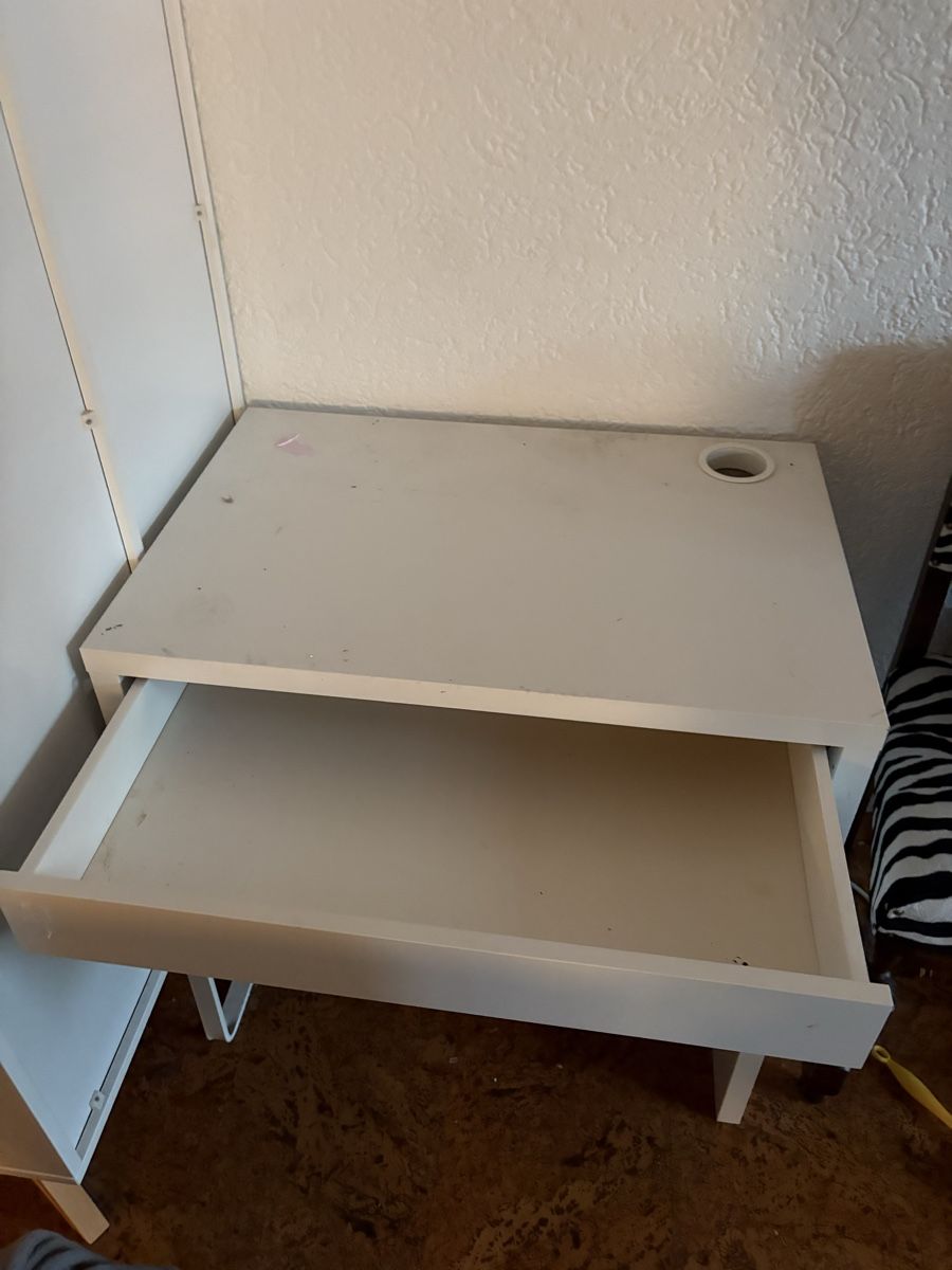 Schreibtische: ikea schreibtisch – Gebraucht aus Gurmels von lza_76gd 1