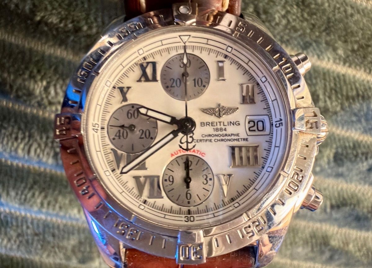 Breitling Montres: Breitling Chrono Cockpit Automatic 39mm - Ref. A13358 – D'occasion à Montreux par Ausoni 3